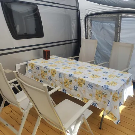 Hellove Premium Air-c Caravans Nowe Klimatyzowane Przyczepy - Kite & Wind, Polwysep Helski * Jastarnia
