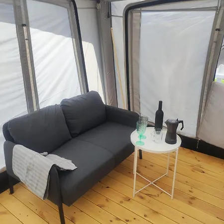 Hellove Premium Air-c Caravans Nowe Klimatyzowane Przyczepy - Kite & Wind, Polwysep Helski