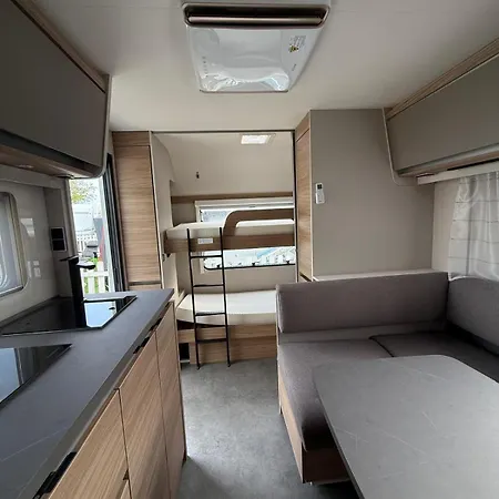 Hellove Premium Air-c Caravans Nowe Klimatyzowane Przyczepy - Kite & Wind, Polwysep Helski * Jastarnia