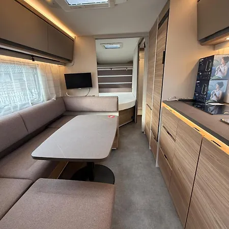 Hellove Premium Air-c Caravans Nowe Klimatyzowane Przyczepy - Kite & Wind, Polwysep Helski 营地