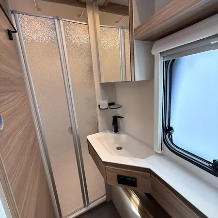 Hellove Premium Air-c Caravans Nowe Klimatyzowane Przyczepy - Kite & Wind, Polwysep Helski Jastarnia