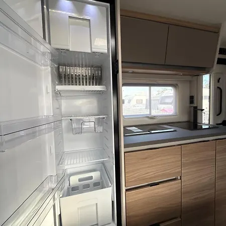 Hellove Premium Air-c Caravans Nowe Klimatyzowane Przyczepy - Kite & Wind, Polwysep Helski Jastarnia