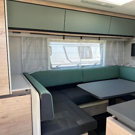 Hellove Premium Air-c Caravans Nowe Klimatyzowane Przyczepy - Kite & Wind, Polwysep Helski * Jastarnia